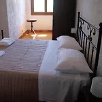Ianus Apartment *